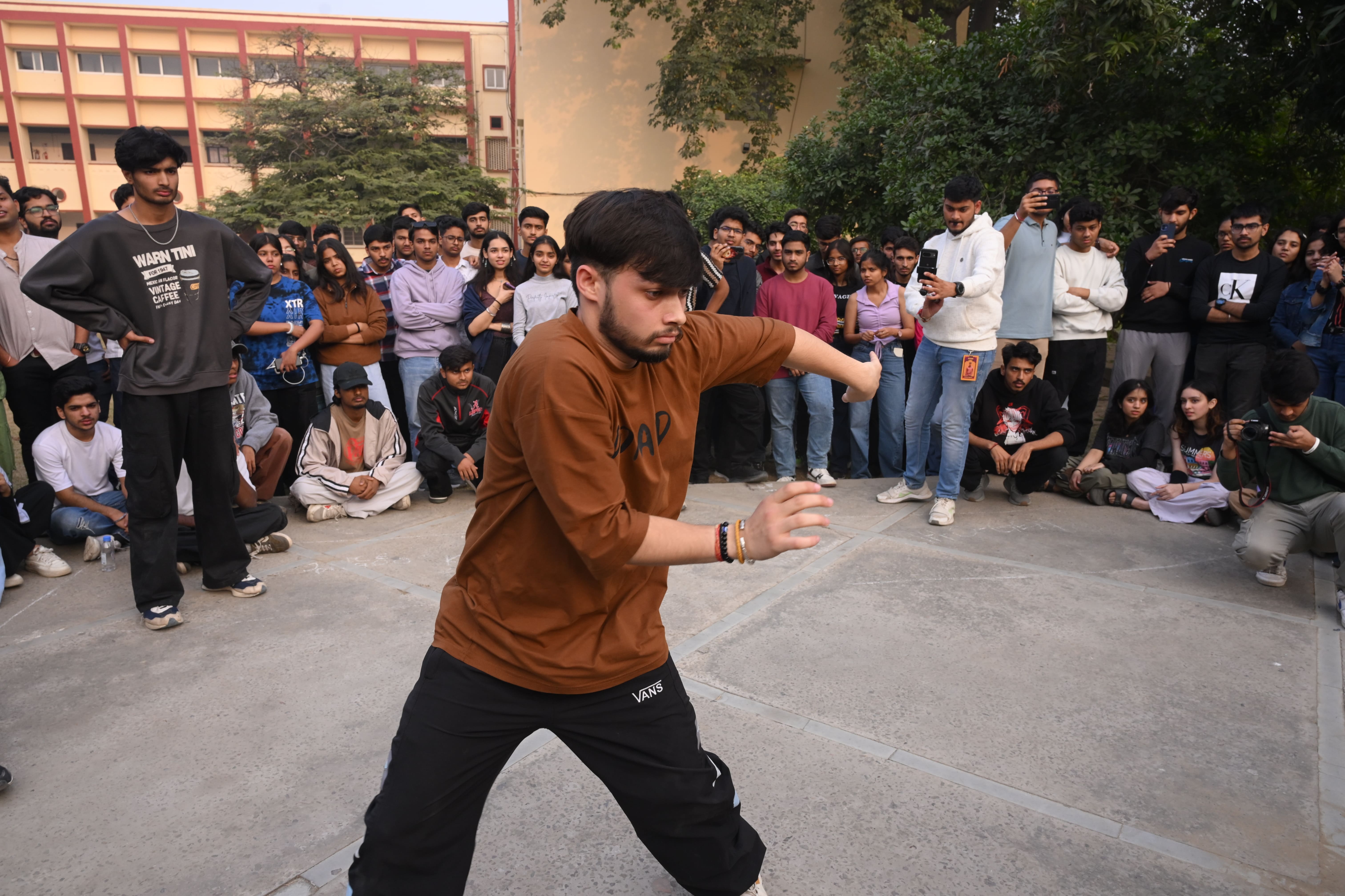 Street Crew Battle
